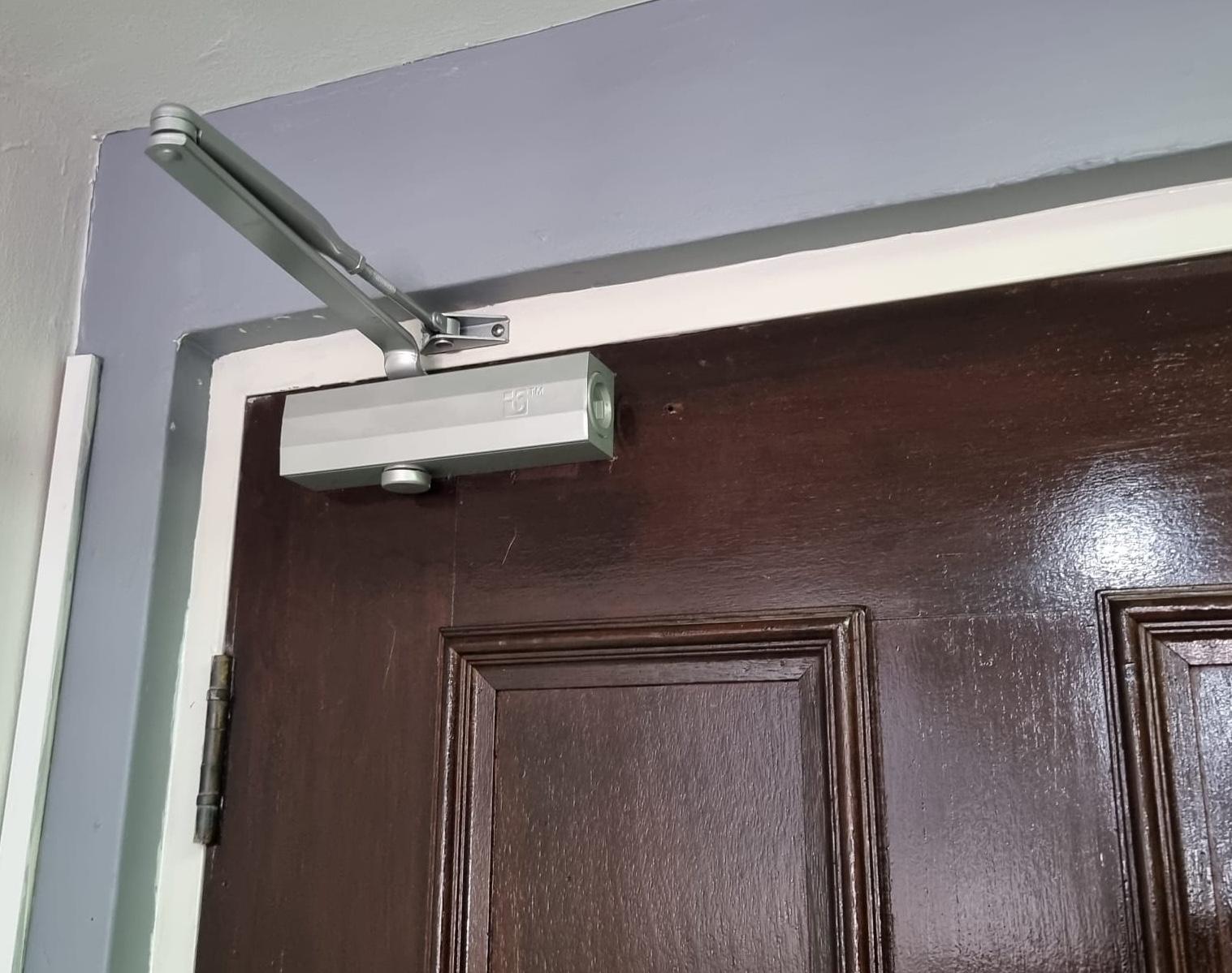 Door Closer Replacement In Compassvale
