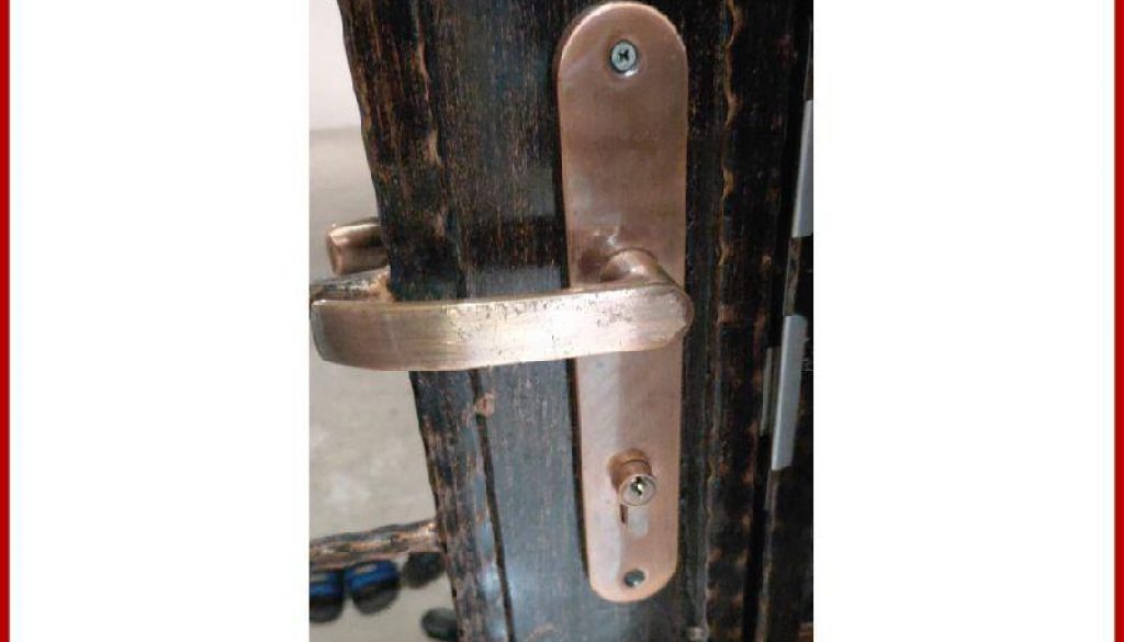 Gate Lock Cylinder Replacement 3