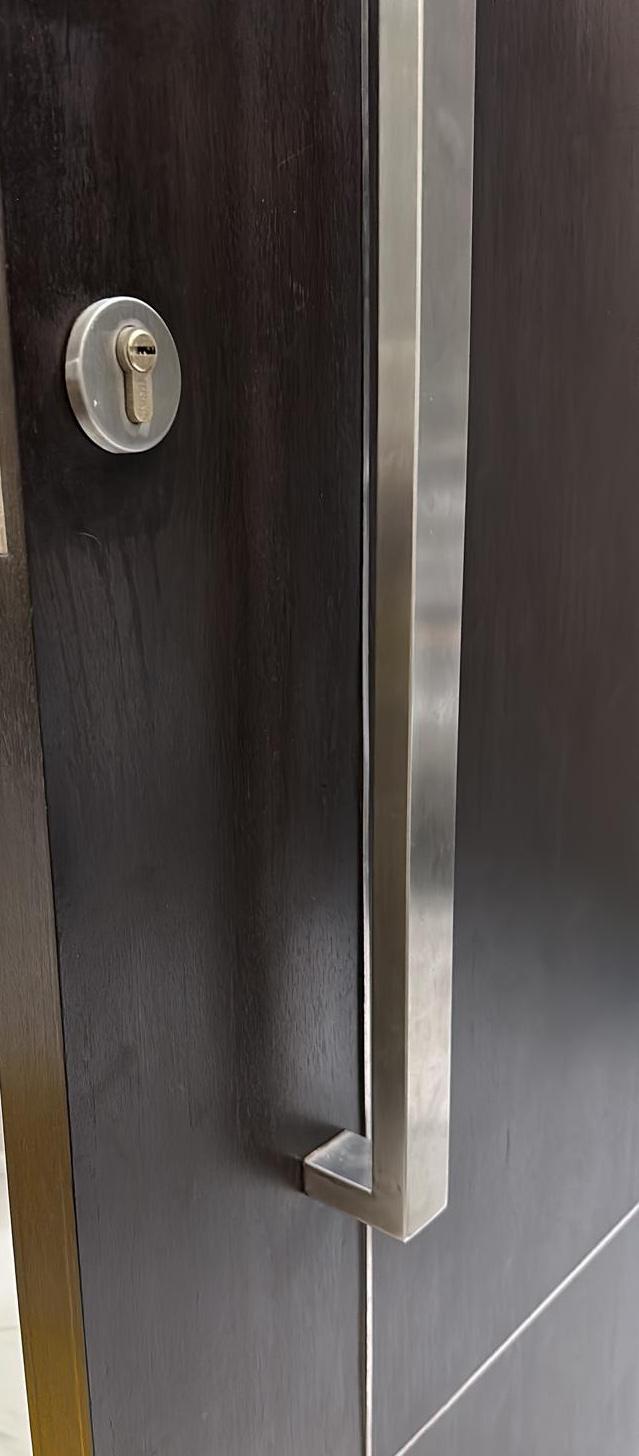 Tighten Door Handle Affordable Door Repair